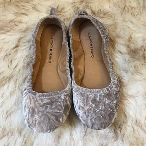 Lucky Brand Eleesia Velvet Flats. Brand New!